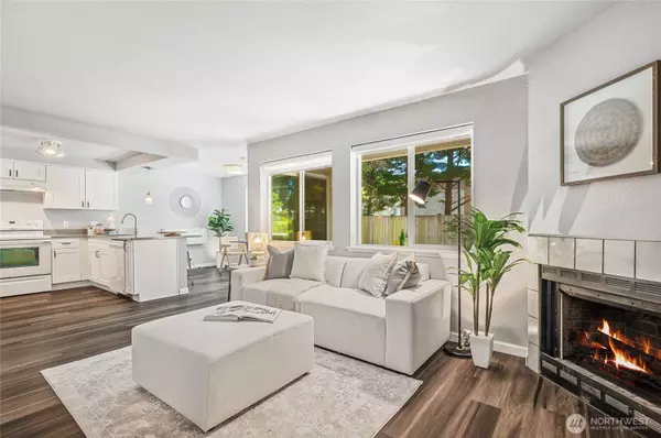 4231 NE 5th ST #C101, Renton, WA 98059