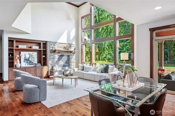 10823 NE 108th ST, Kirkland, WA 98033