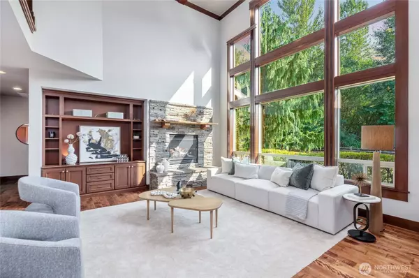 10823 NE 108th ST, Kirkland, WA 98033