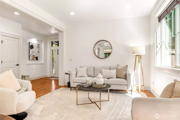 23717 NE 108th PL, Redmond, WA 98053