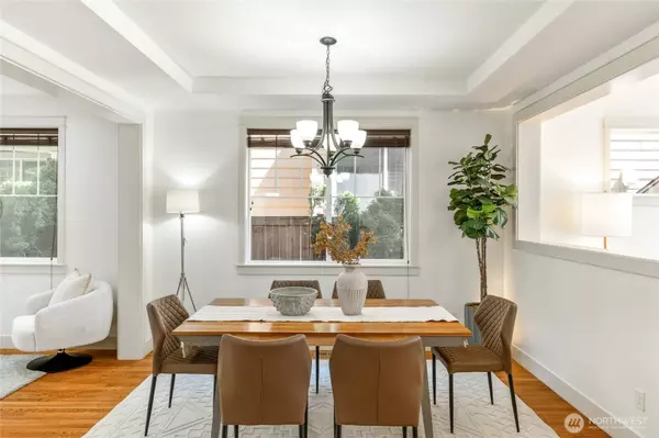 23717 NE 108th PL, Redmond, WA 98053