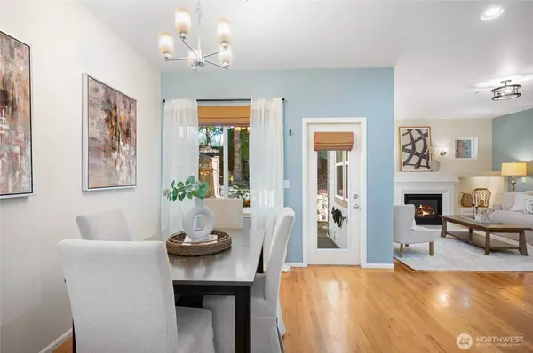 10790 221st LN NE #28, Redmond, WA 98053