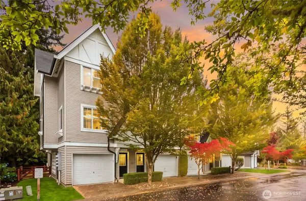 22652 NE Alder Crest LN, Redmond, WA 98053