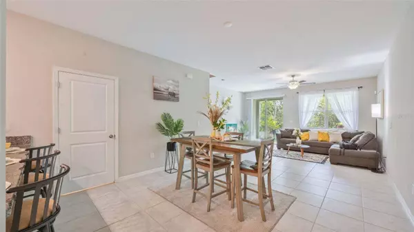 607 ROYAL EMPRESS DR, Ruskin, FL 33570