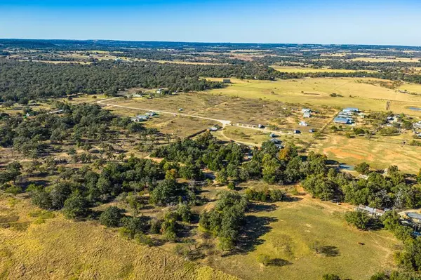 930 Jerald Dr, Fredericksburg, TX 78624