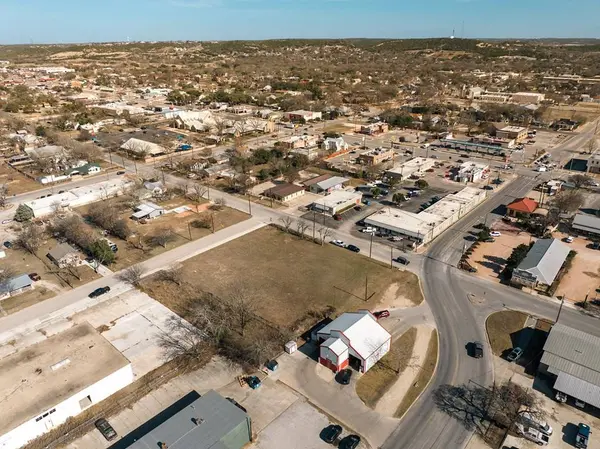508 Clay St, Kerrville, TX 78028