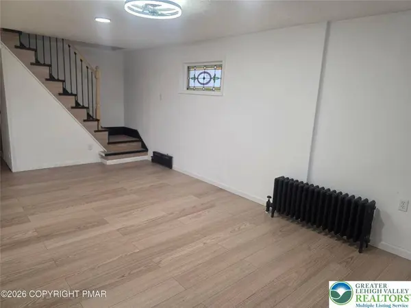 17 E Charles ST, Wilkes Barre, PA 18705