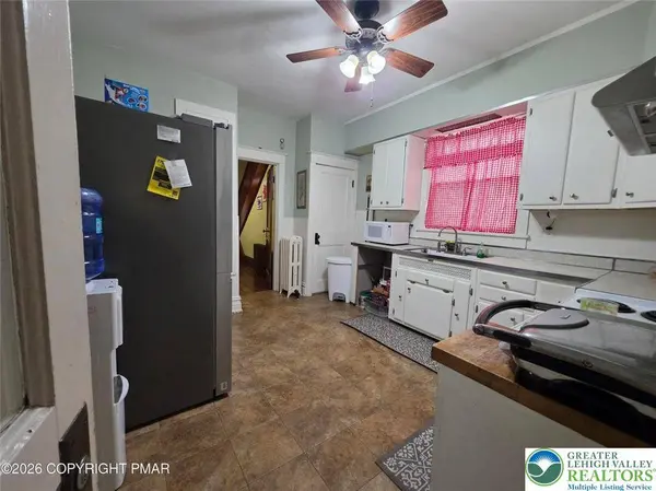 617 N East Street, Other Pa Counties, PA 17013