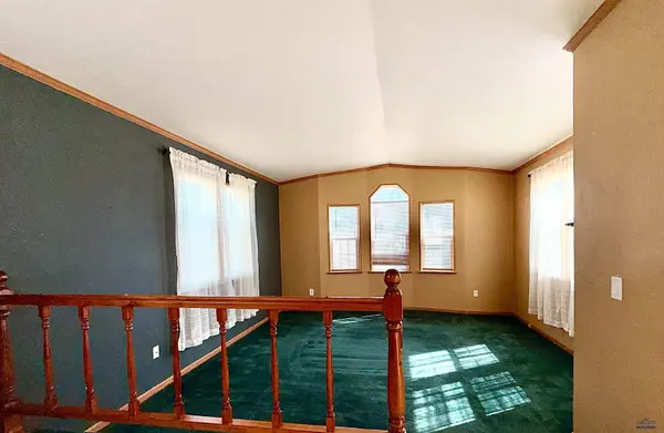 840 N Spruce St, Rapid City, SD 57701