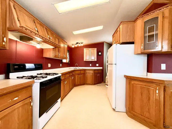 840 N Spruce St, Rapid City, SD 57701