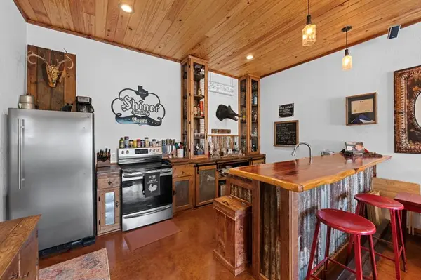 125 Headwaters Ranch, Mountain Home, TX 78058