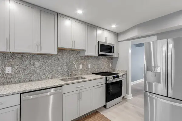 9307 HOOD RD, Manassas, VA 20110