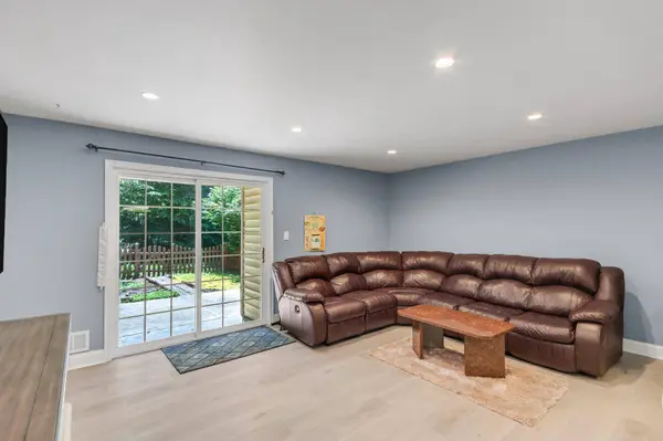 9307 HOOD RD, Manassas, VA 20110