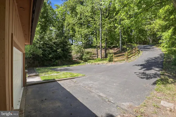 18507 AMIDON AVE, Triangle, VA 22172