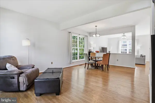 8812 FENIMORE PL, Bristow, VA 20136