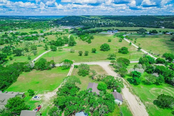 219 Indian Creek Rd, Ingram, TX 78025
