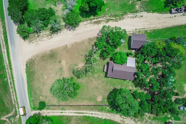 219 Indian Creek Rd, Ingram, TX 78025