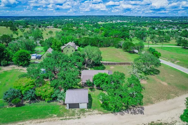 219 Indian Creek Rd, Ingram, TX 78025