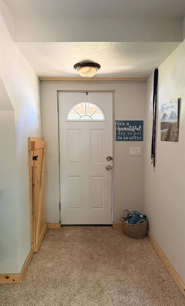 305 Bannock St, Mccammon, ID 83250