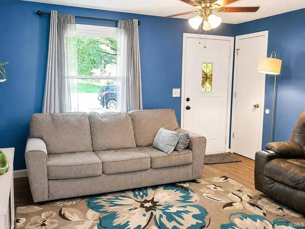 1014 Bethany Lane, Fort Wayne, IN 46825
