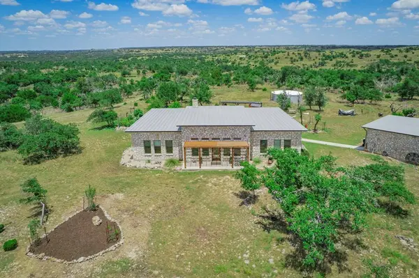 2201 Poverty Hill Ranch Rd, Fredericksburg, TX 78624