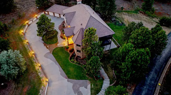 5325 Carriage Hills Pl, Rapid City, SD 57702
