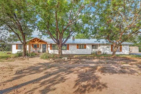 1094 Harper Rd, Kerrville, TX 78028