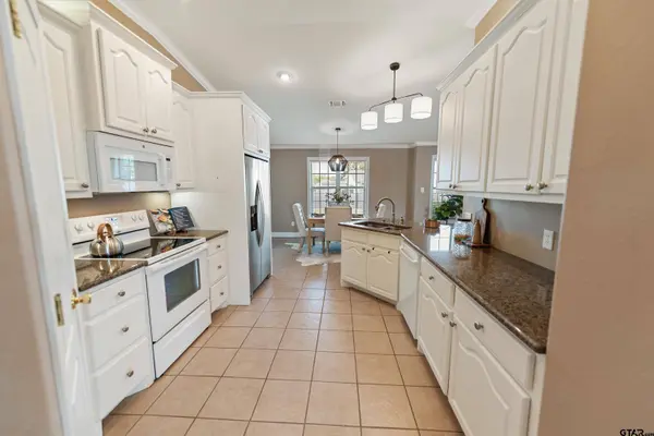 26 Oakwood Lane, Mt Vernon, TX 75457