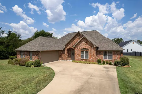 26 Oakwood Lane