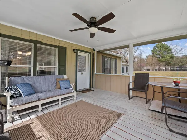 4 Ripple Creek DR, Huntsville, TX 77320