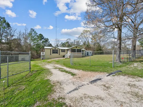 4 Ripple Creek DR, Huntsville, TX 77320