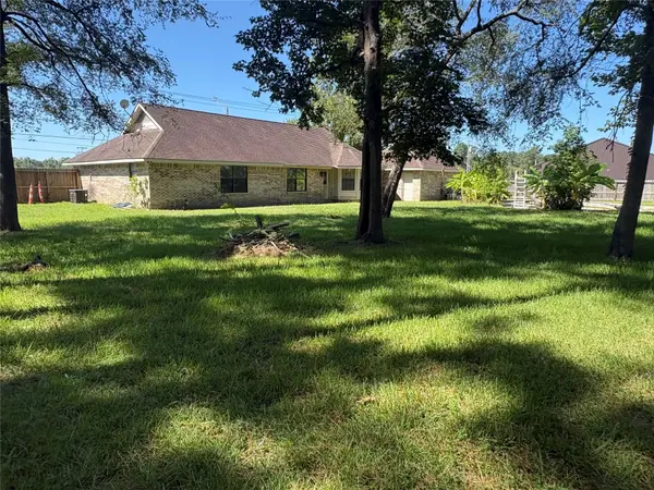 8874 Spring Woods DR, Montgomery, TX 77316