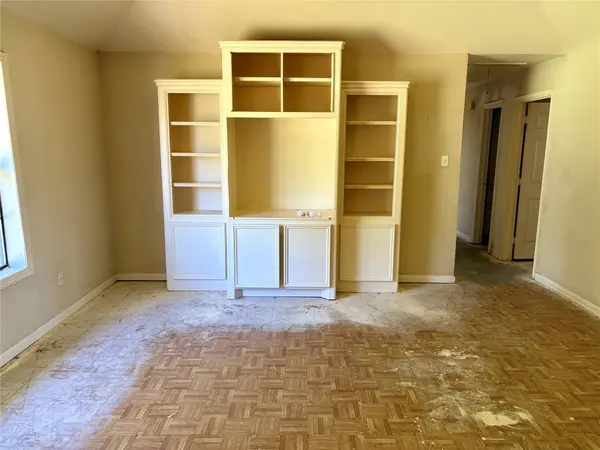 8874 Spring Woods DR, Montgomery, TX 77316