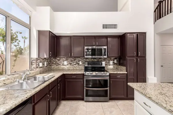 2741 E San Tan St, Chandler, AZ 85225-4069