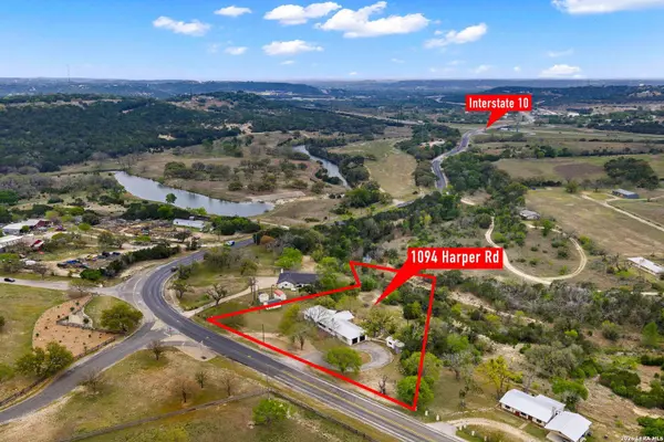 1094 Harper Road, Kerrville, TX 78028