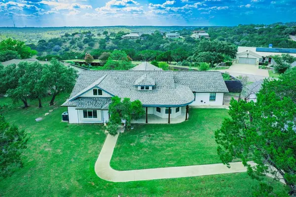 102 Bowie Dr, Kerrville, TX 78028