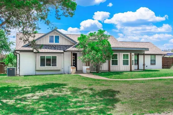 102 Bowie Dr