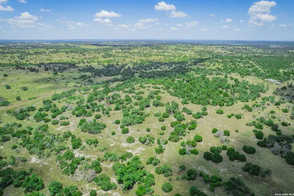 2201 Poverty Hill Ranch Rd, Fredericksburg, TX 78624