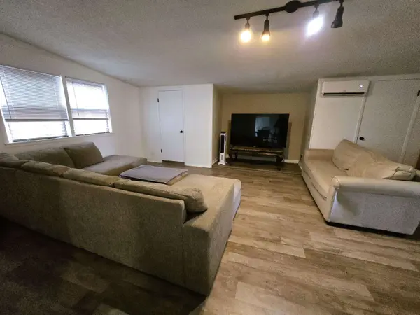 18 Clare DR, San Angelo, TX 76904