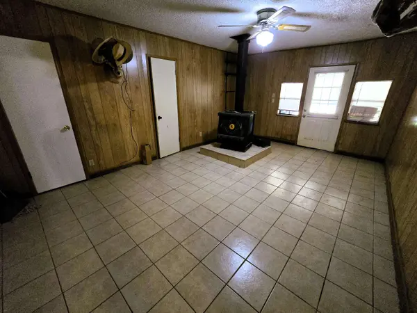 324 Briarwood DR, Bronte, TX 76933