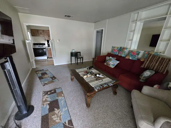 2516 W Beauregard AVE, San Angelo, TX 76901