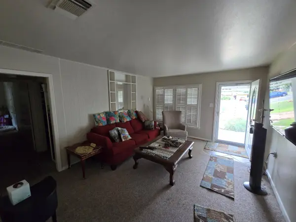 2516 W Beauregard AVE, San Angelo, TX 76901
