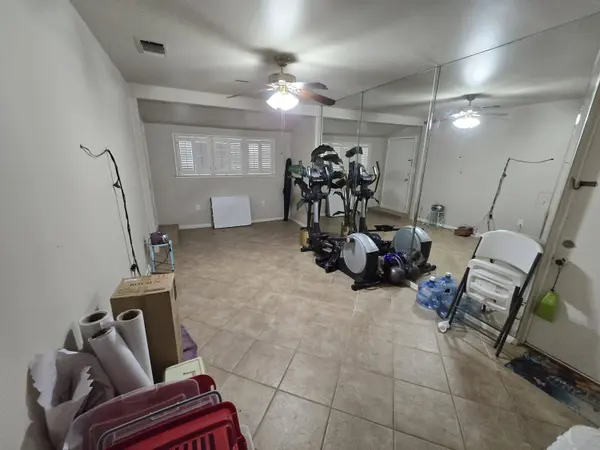 2516 W Beauregard AVE, San Angelo, TX 76901