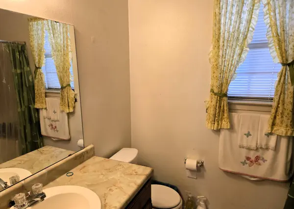 917 Todd LN, San Angelo, TX 76903