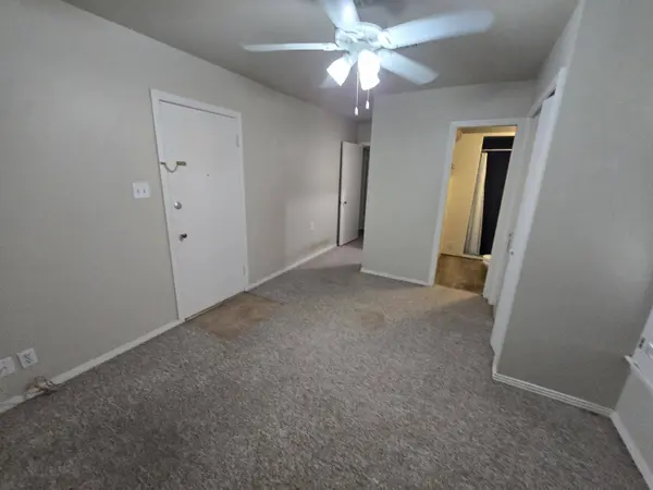 2516 W Beauregard AVE, San Angelo, TX 76901
