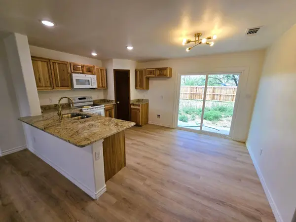 430 E 45th ST, San Angelo, TX 76903