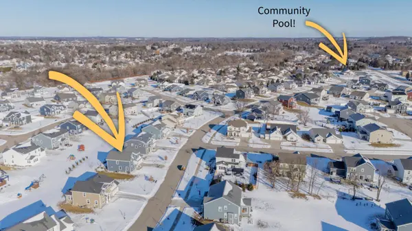 W241N5629 Maple Grove Ln, Sussex, WI 53089