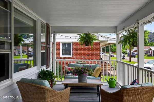 320 CRABAPPLE LN, Bloomsburg, PA 17815