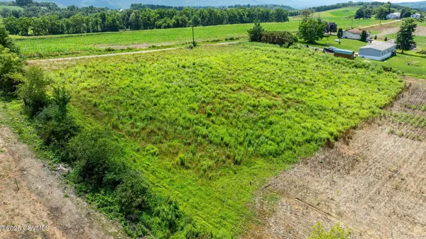 225 CHERRY HILL RD, Shickshinny, PA 18655