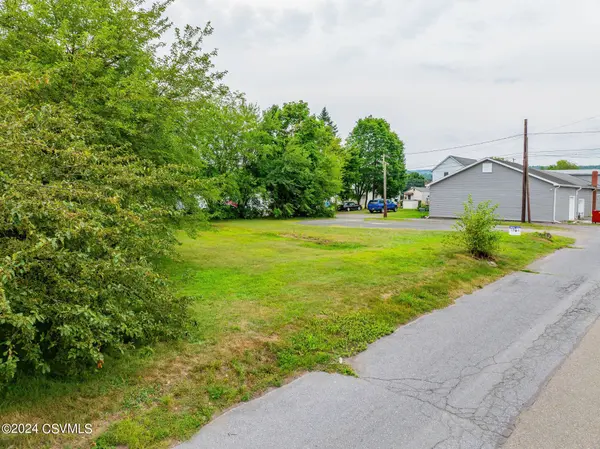 108 110 BLAIR ST, Berwick, PA 18603